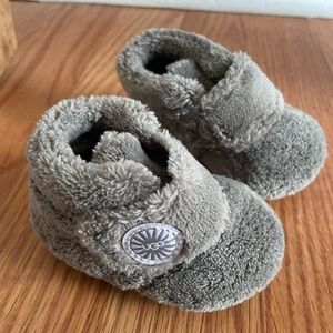 Infant UGG fuzzy boots